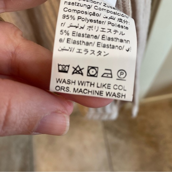 SHEIN Elegant Cream Knit Sweater Dress. Size Medium - Picture 6 of 6